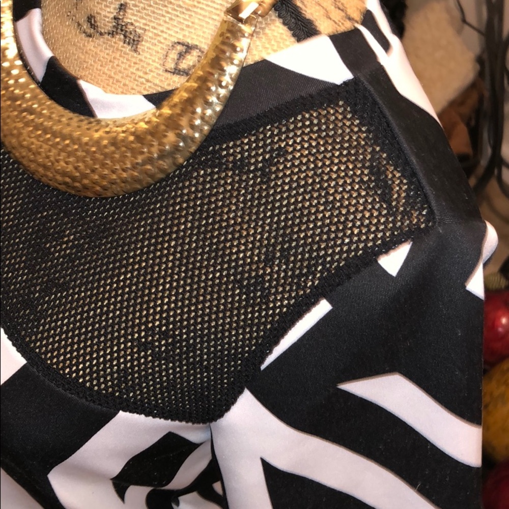 Top - Picture 5 of 8